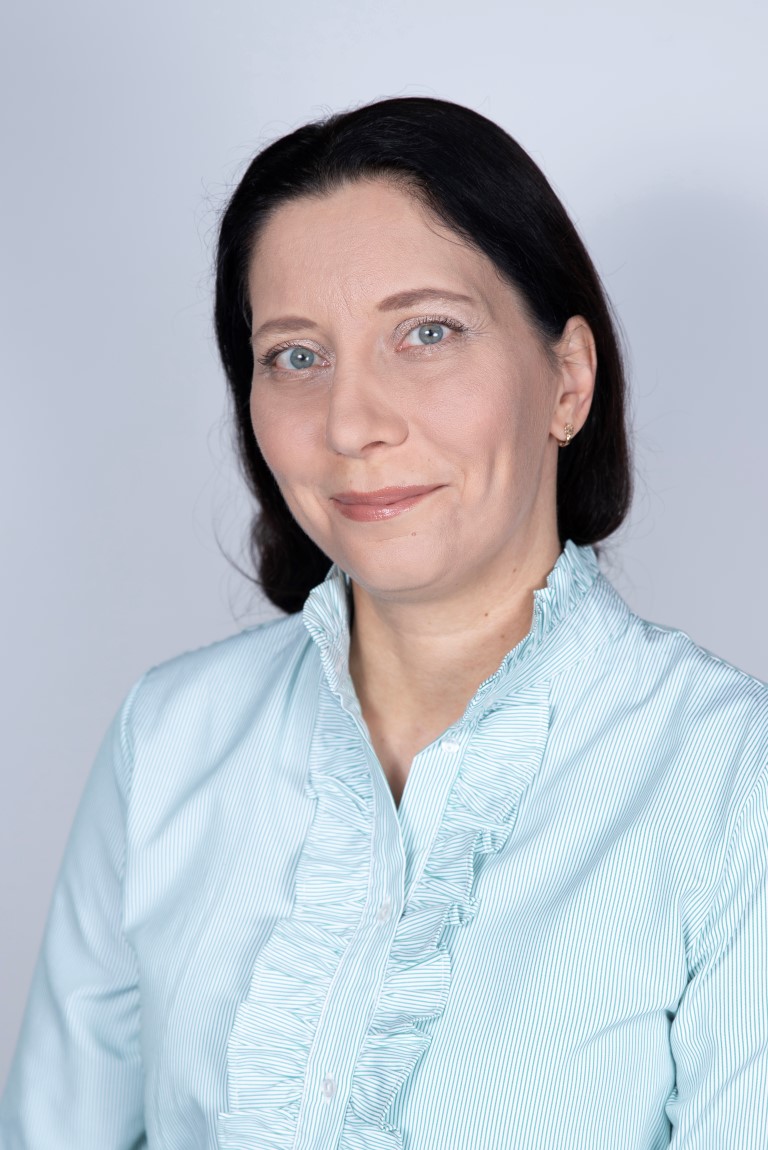 Долженко Юлия Ростиславовна.